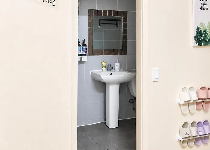 Bts Theme 2br Near Sinchon Station '4pax' 1min To Sinchon Street Apartamento Seul