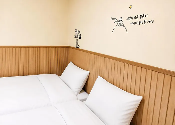 Appartement Bts Theme 2br Near Sinchon Station '4pax' 1min To Sinchon Street Seoel
