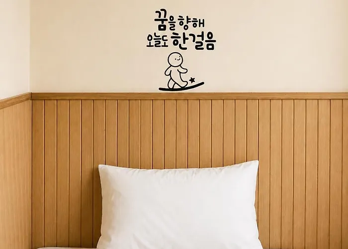 Apartamento Bts Theme 2br Near Sinchon Station '4pax' 1min To Sinchon Street Seul