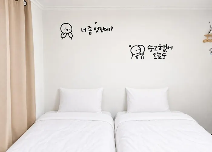 Bts Theme 2br Near Sinchon Station '4pax' 1min To Sinchon Street Appartement Seoel