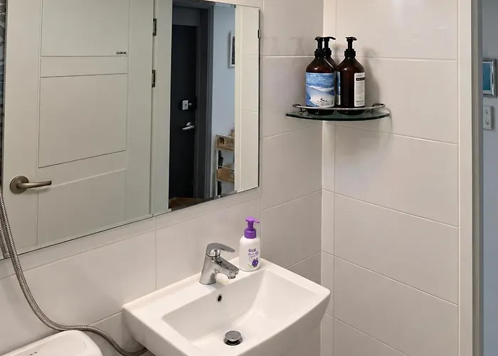 Apartamento Bts Theme 2br Near Sinchon Station '4pax' 1min To Sinchon Street