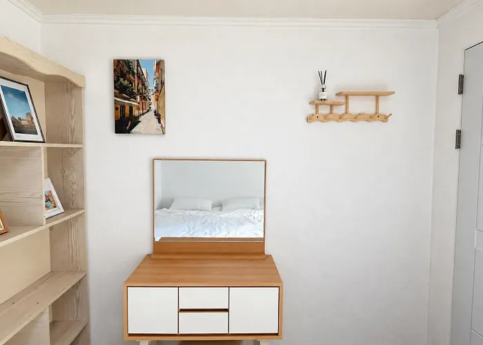 Bts Theme 2br Near Sinchon Station '4pax' 1min To Sinchon Street Appartement Seoel