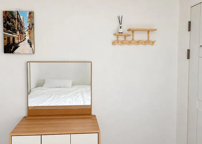 Bts Theme 2br Near Sinchon Station '4pax' 1min To Sinchon Street Appartement Seoel